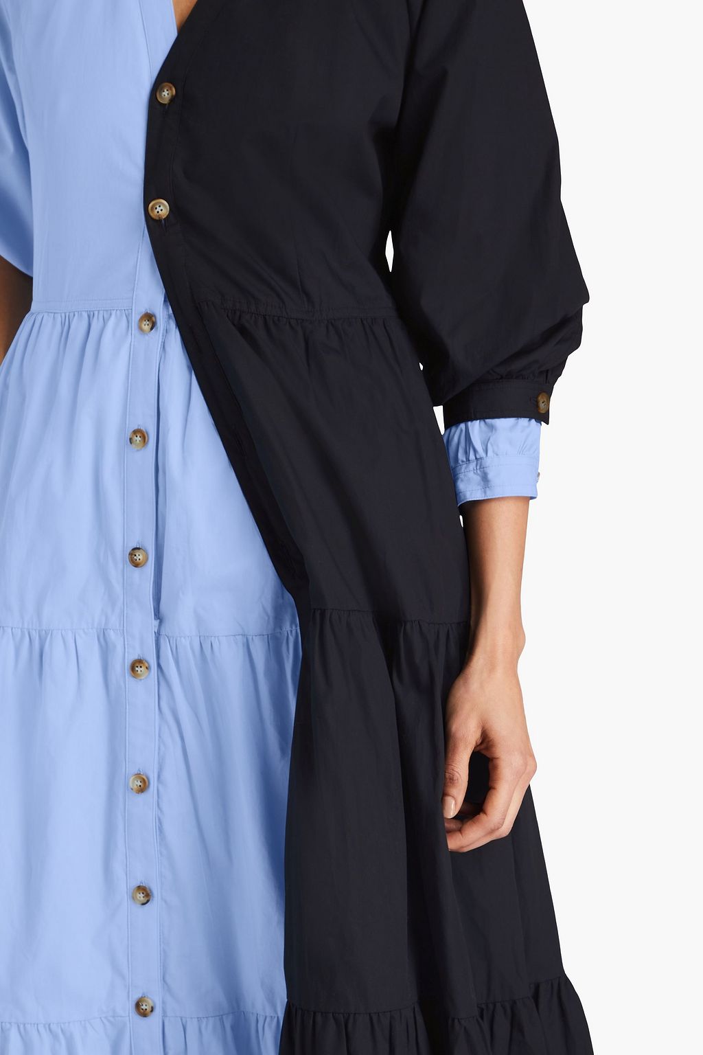 E.L.V. DENIM X THE OUTNET فستان “ذي موديولار” متوسط الطول مصنوع من قطن بوبلين بطبقات