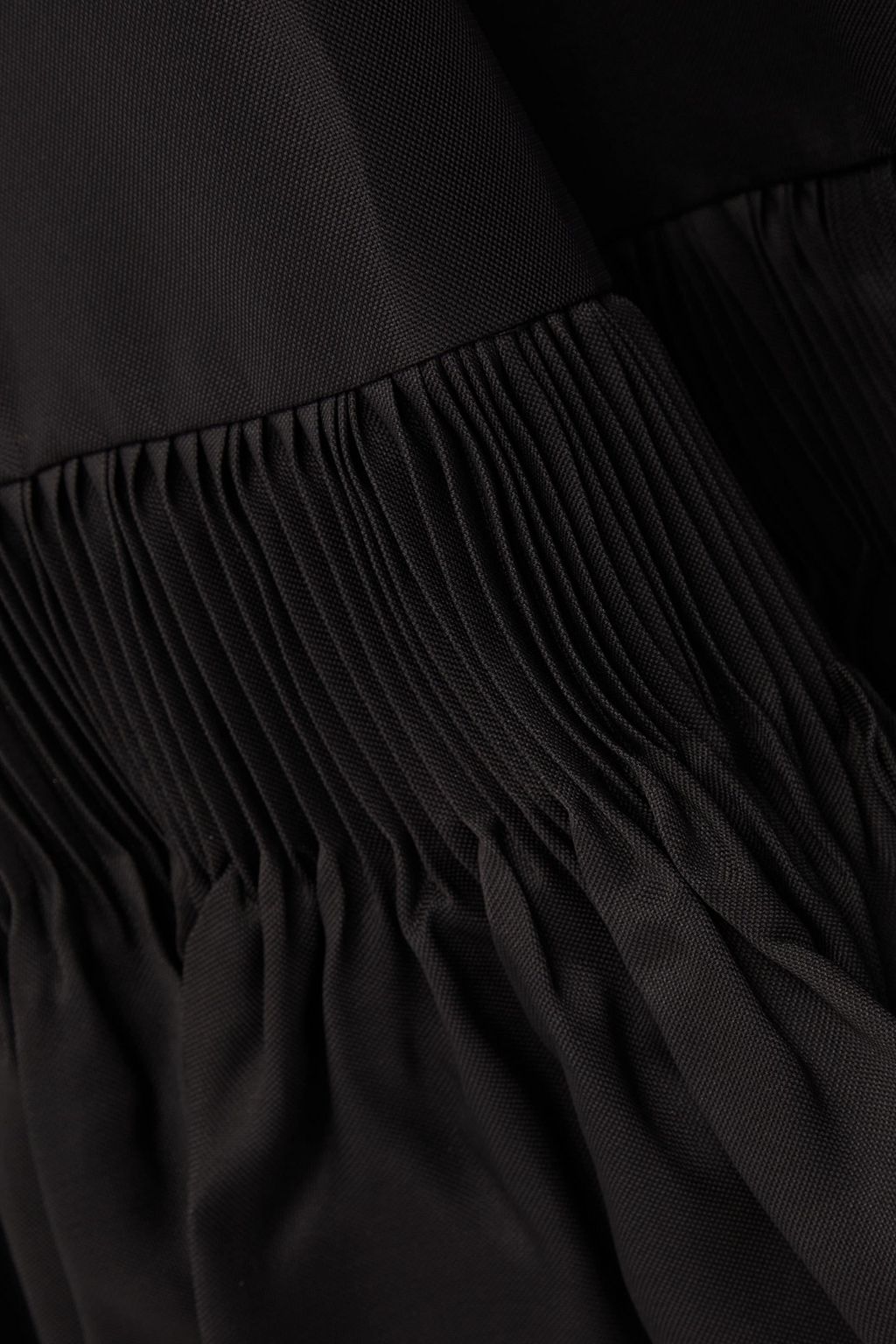 VALENTINO GARAVANI Plissé silk-blend taffeta maxi skirt