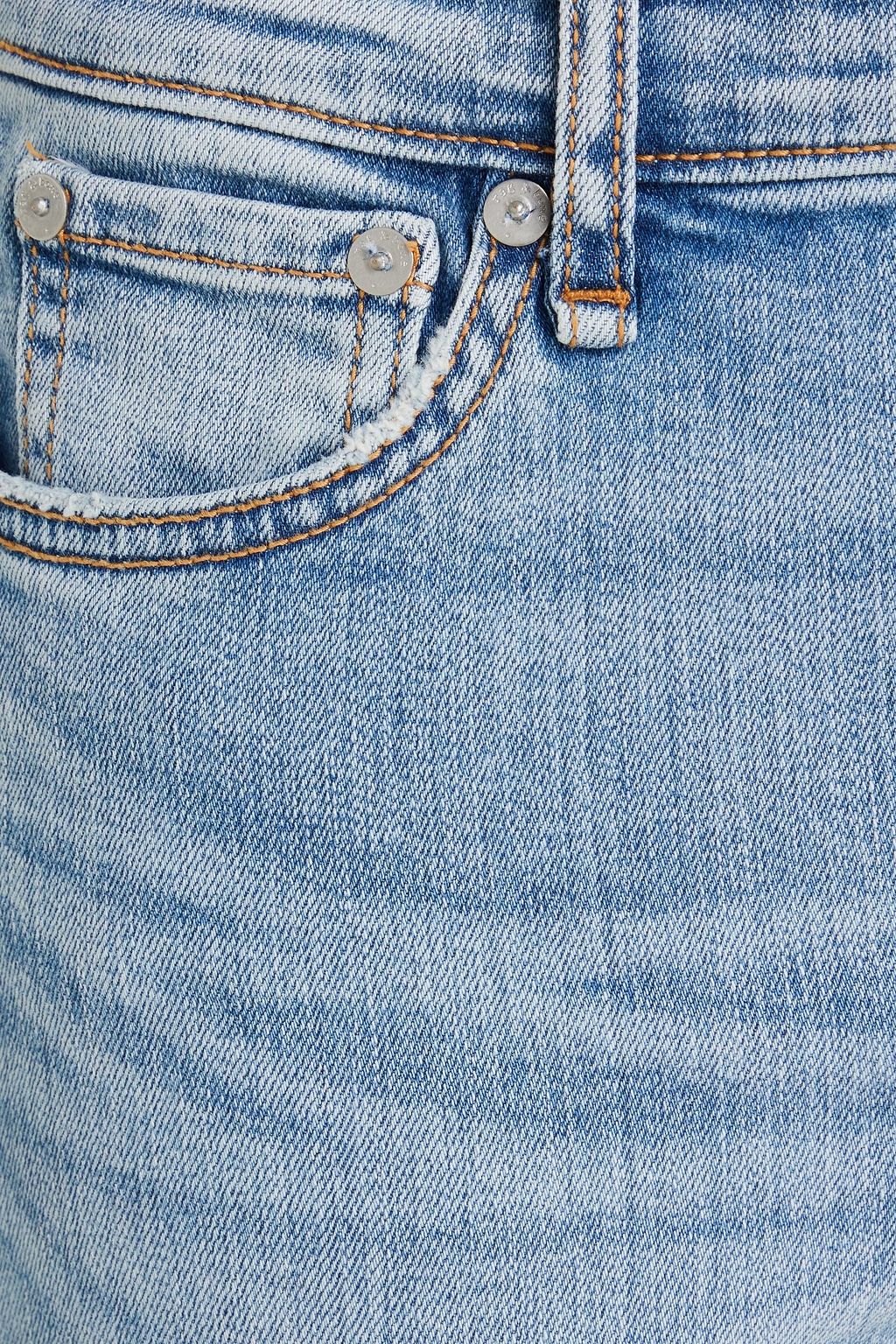 RAG & BONE جينز “كيت” قصير بأرجل ضيقة وخصر متوسط الارتفاع وبتأثير معتق