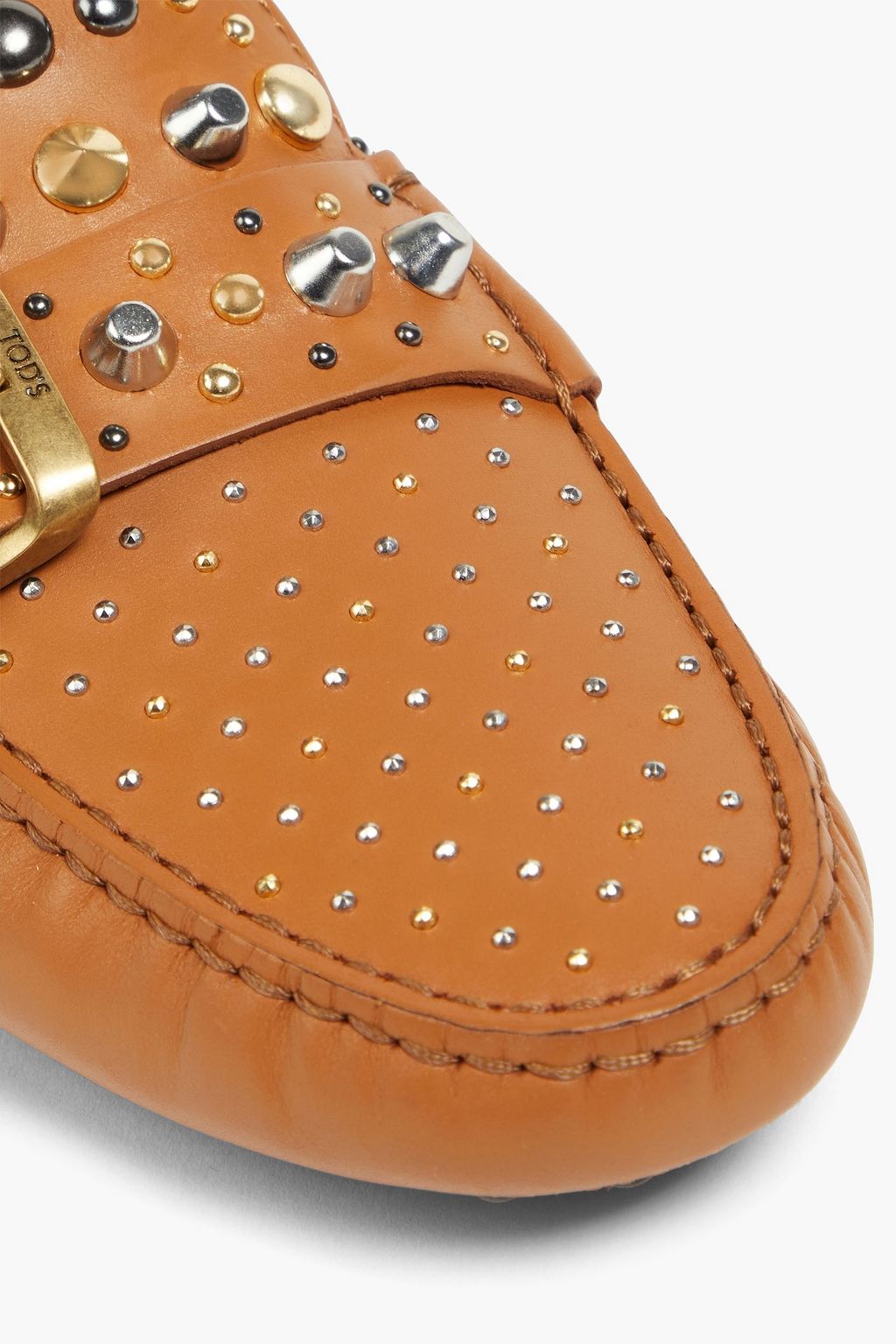 TOD'S حذاء لوفر "غومينو" من الجلد مزيّن بدبابيس معدنية