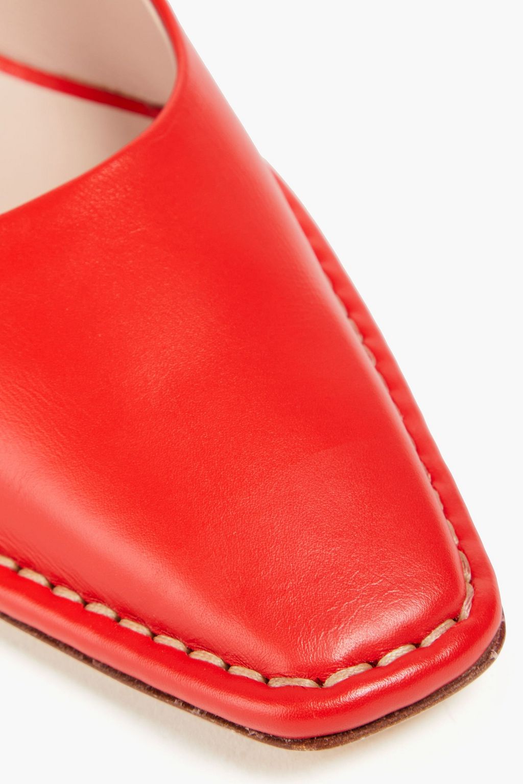TOD'S حذاء بكعب عالٍ من الجلد