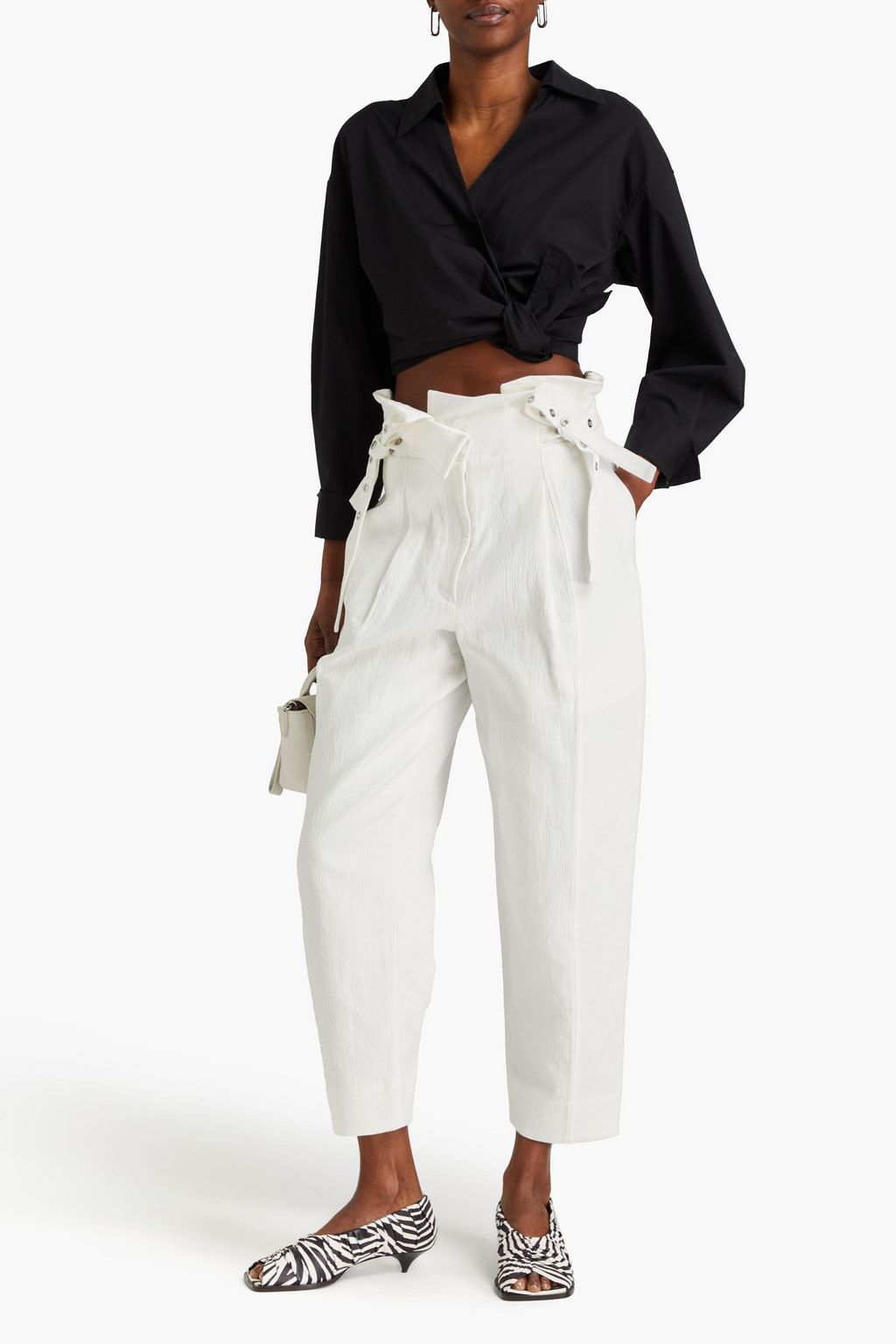 3.1 PHILLIP LIM بنطال قصير بقصة تضيق تدريجياً مصنوع من القطن ومزيج الكتان بتصميم مجعّد