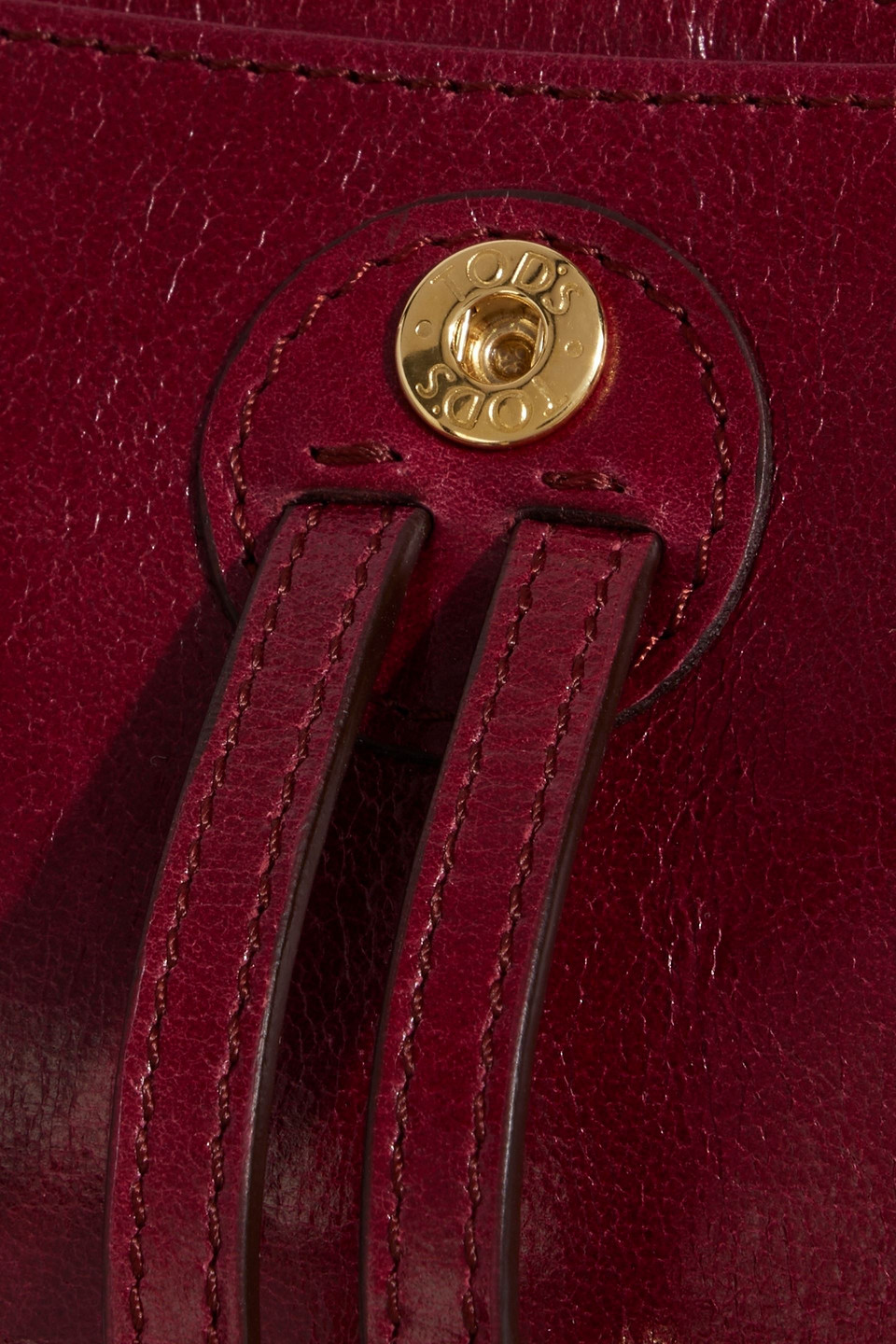 Tod's Crinkled Glossed-leather Shoulder Bag In Claret