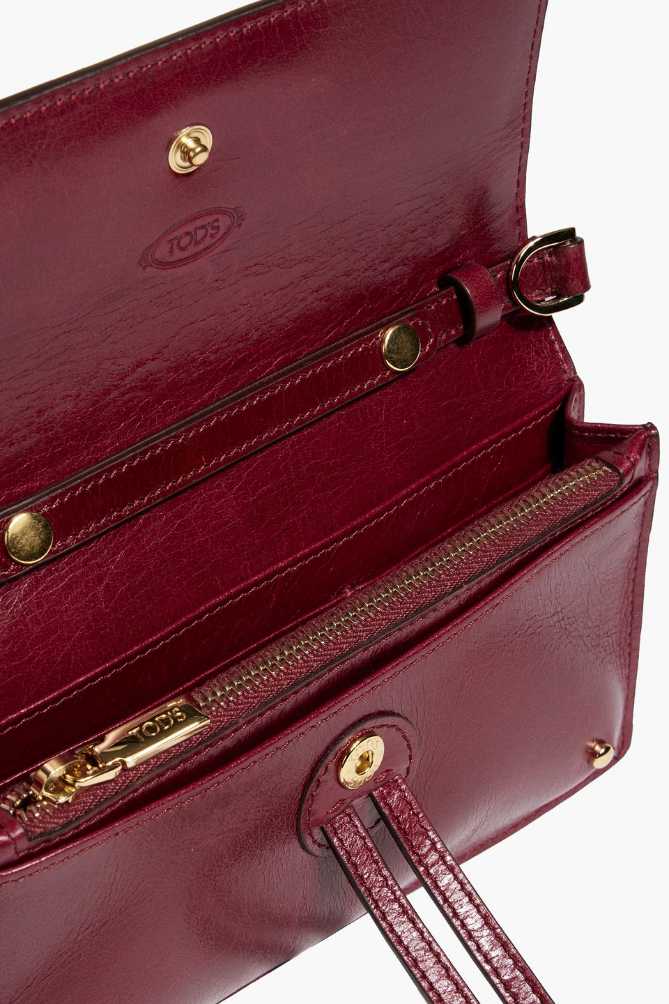 Shop Tod's Crinkled Glossed-leather Shoulder Bag In Claret