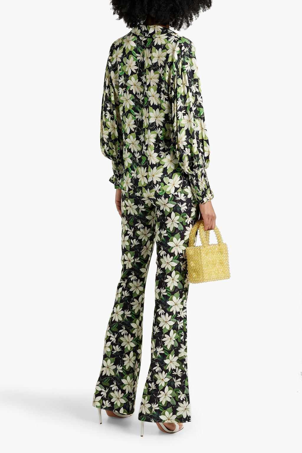 ALICE + OLIVIA بلوزة ’’جوليوس’’ مصنوعة من ساتان التويل ومزينة بطبعة الأزهار