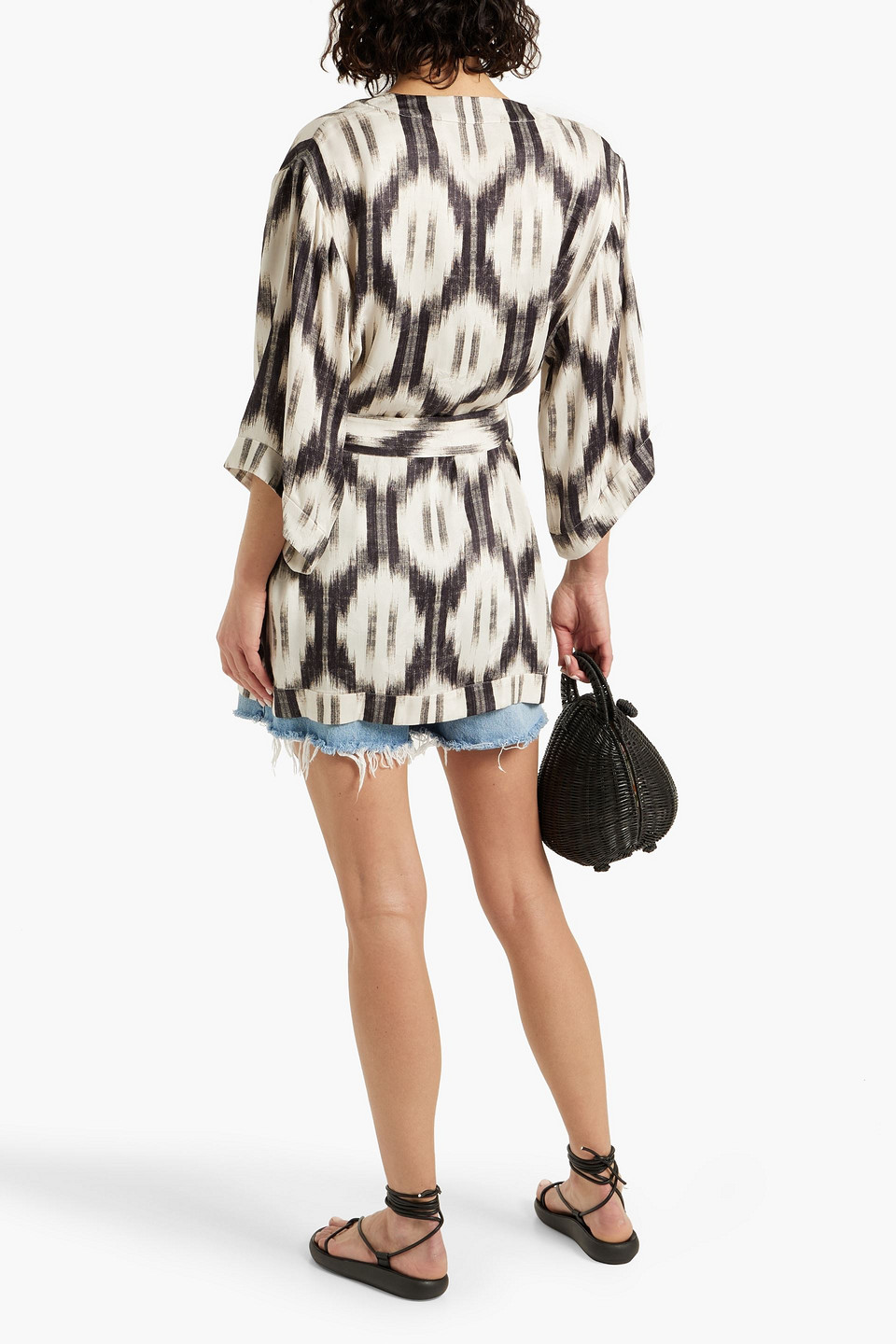 Shop Alice And Olivia Domino Printed Satin-jacquard Kimono In Light Gray