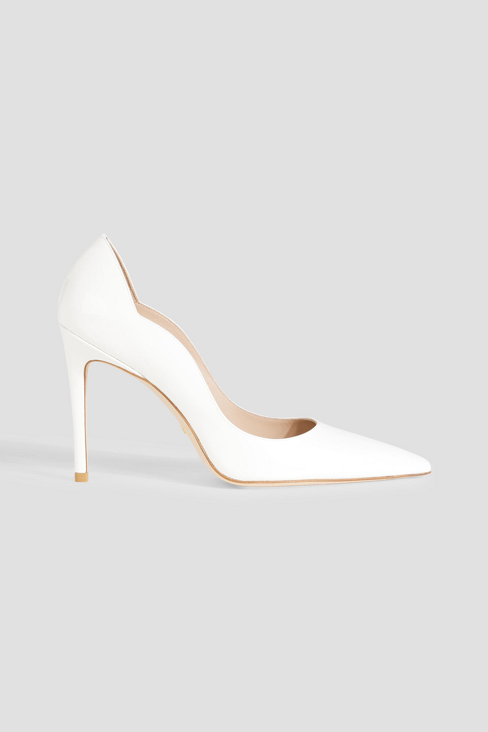 Stuart Weitzman Stuart 100mm Patent Leather Scallop Pumps In White