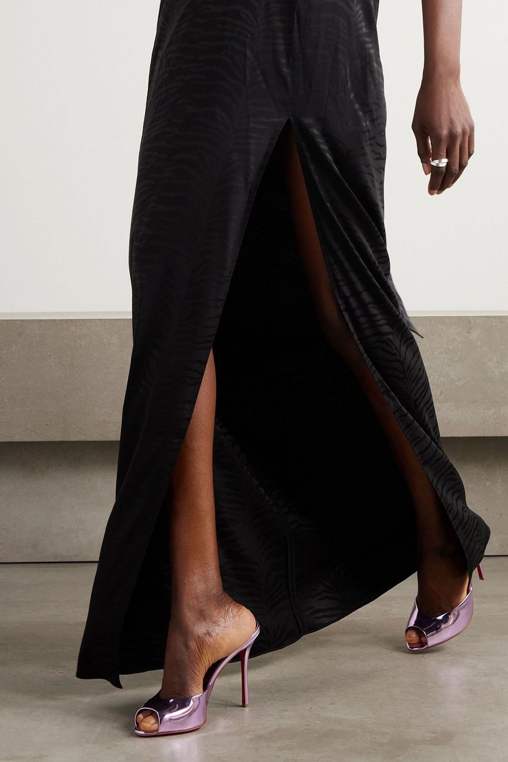 CHRISTIAN LOUBOUTIN Me Dolly 100 metallic patent-leather mules