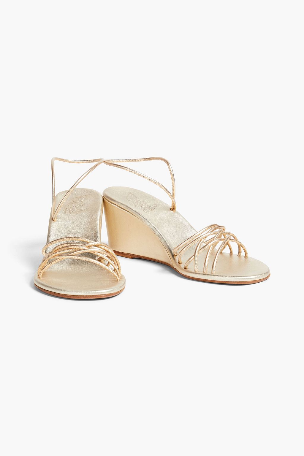 ANCIENT GREEK SANDALS صندل "فاسيلي" من الجلد بكعب ويدج مزود بحزام خلفي لون معدني