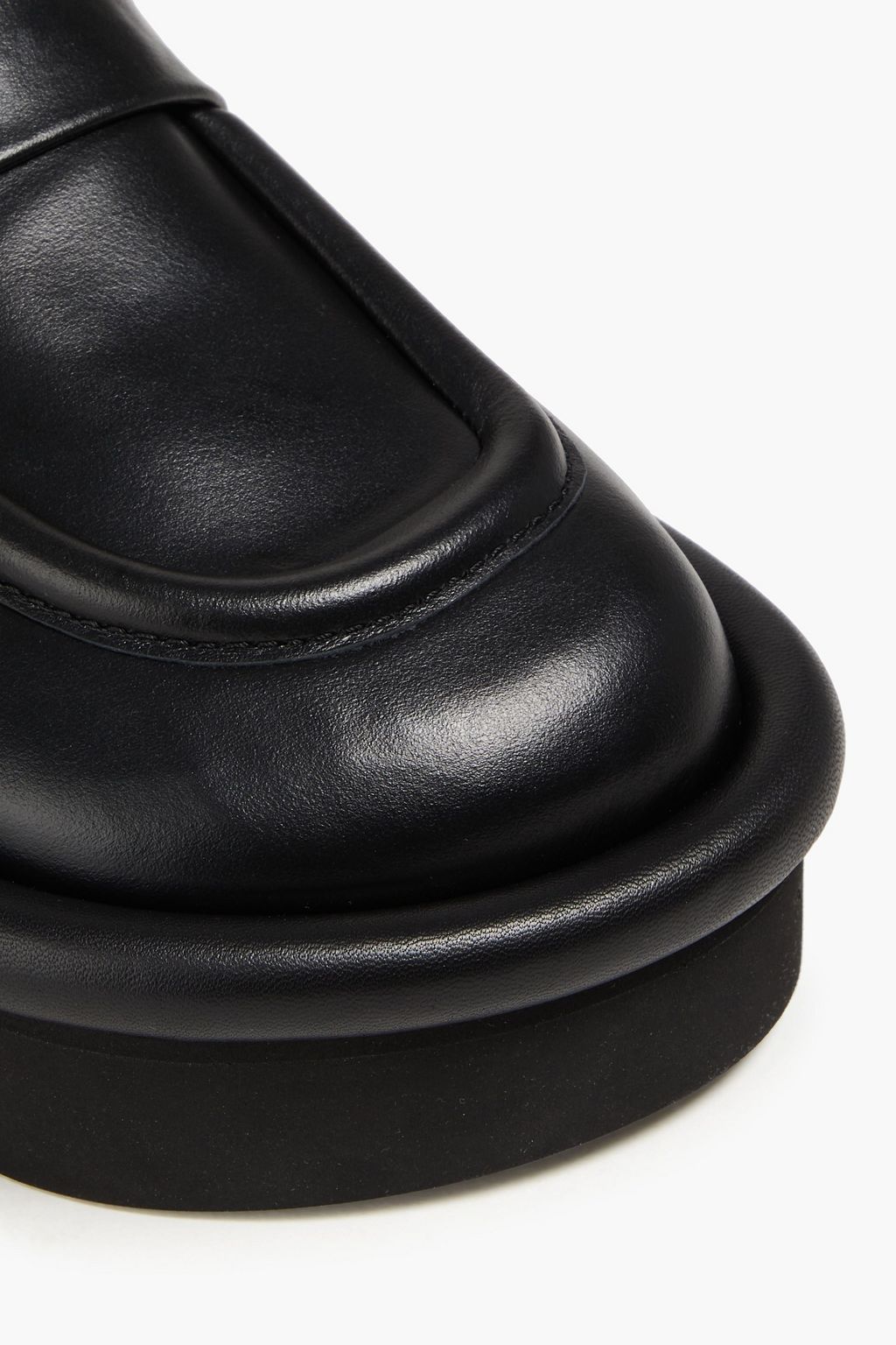 JW ANDERSON حذاء لوفر من الجلد الصناعي