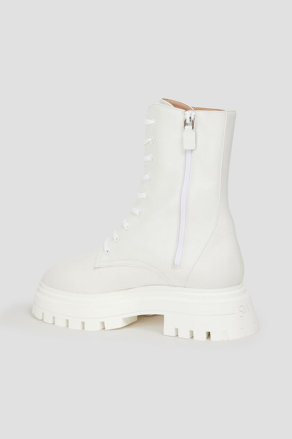 STUART WEITZMAN بوت كومبات من الجلد