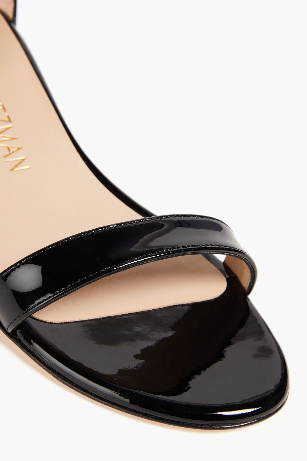 STUART WEITZMAN صندل من الجلد اللامع