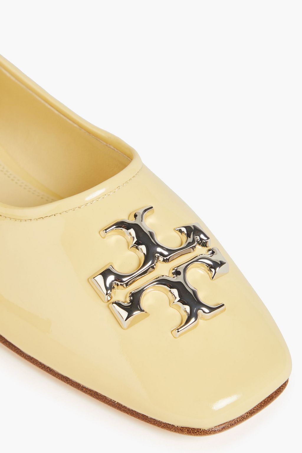TORY BURCH 엘레노어 장식 디테일 페이턴트 가죽 발레리나 플랫