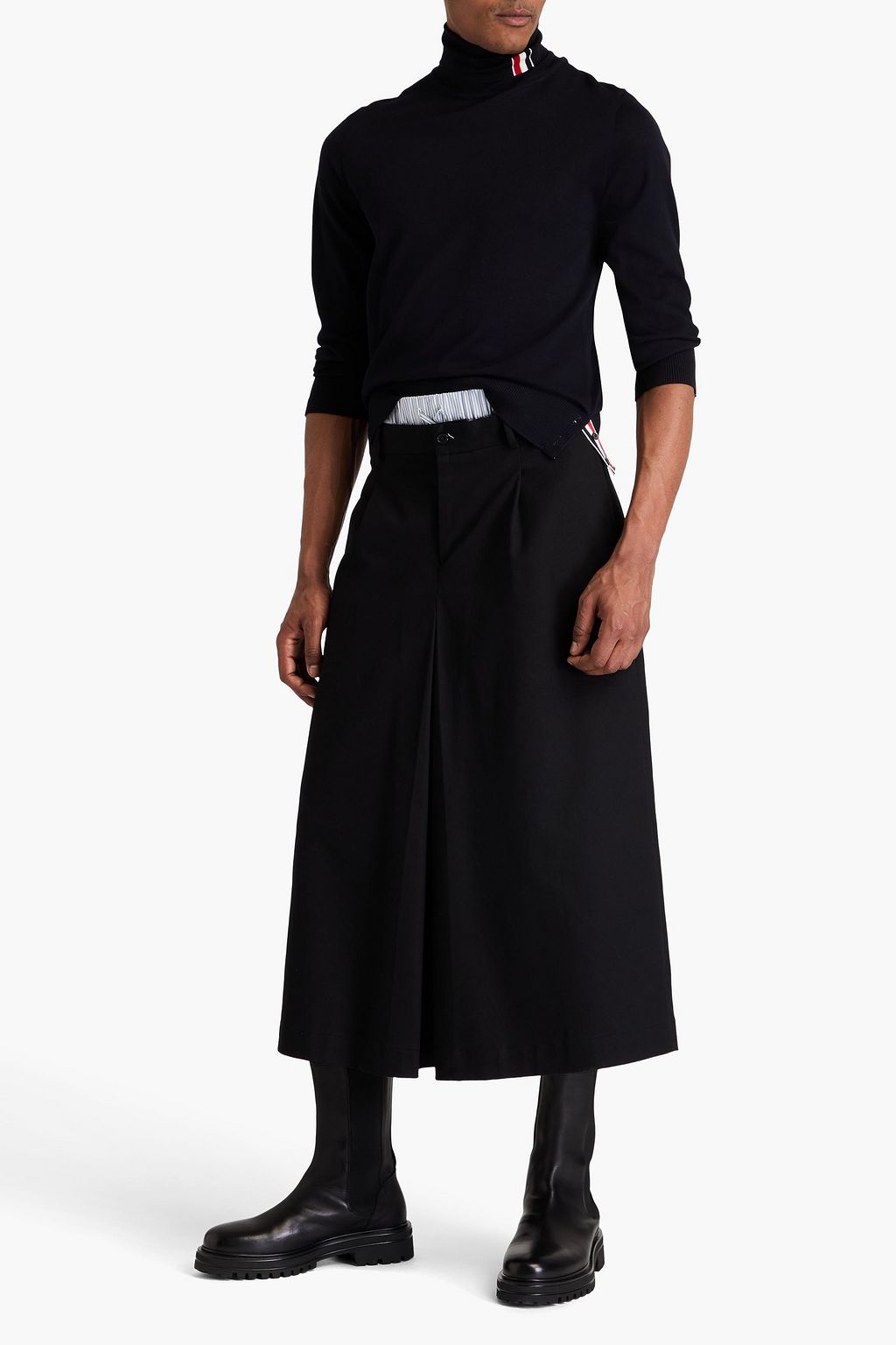 THOM BROWNE كنزة رياضية من الصوف بياقة عالية