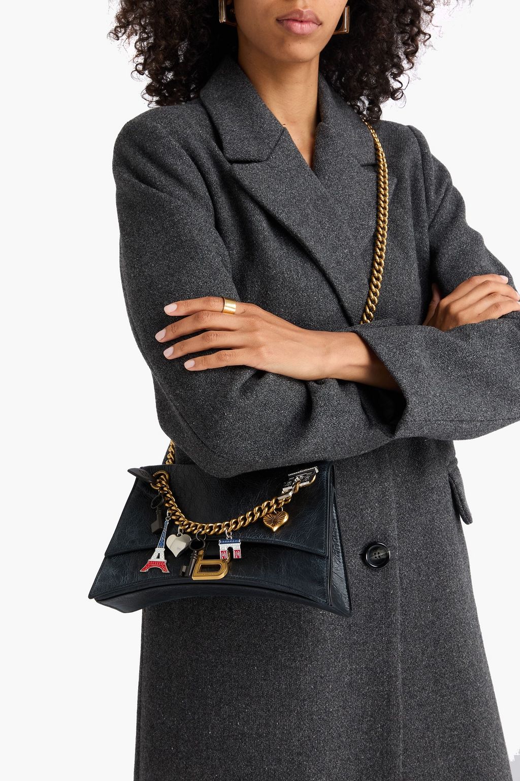 BALENCIAGA حقيبة كتف كراش بسلسلة من الجلد المجعد