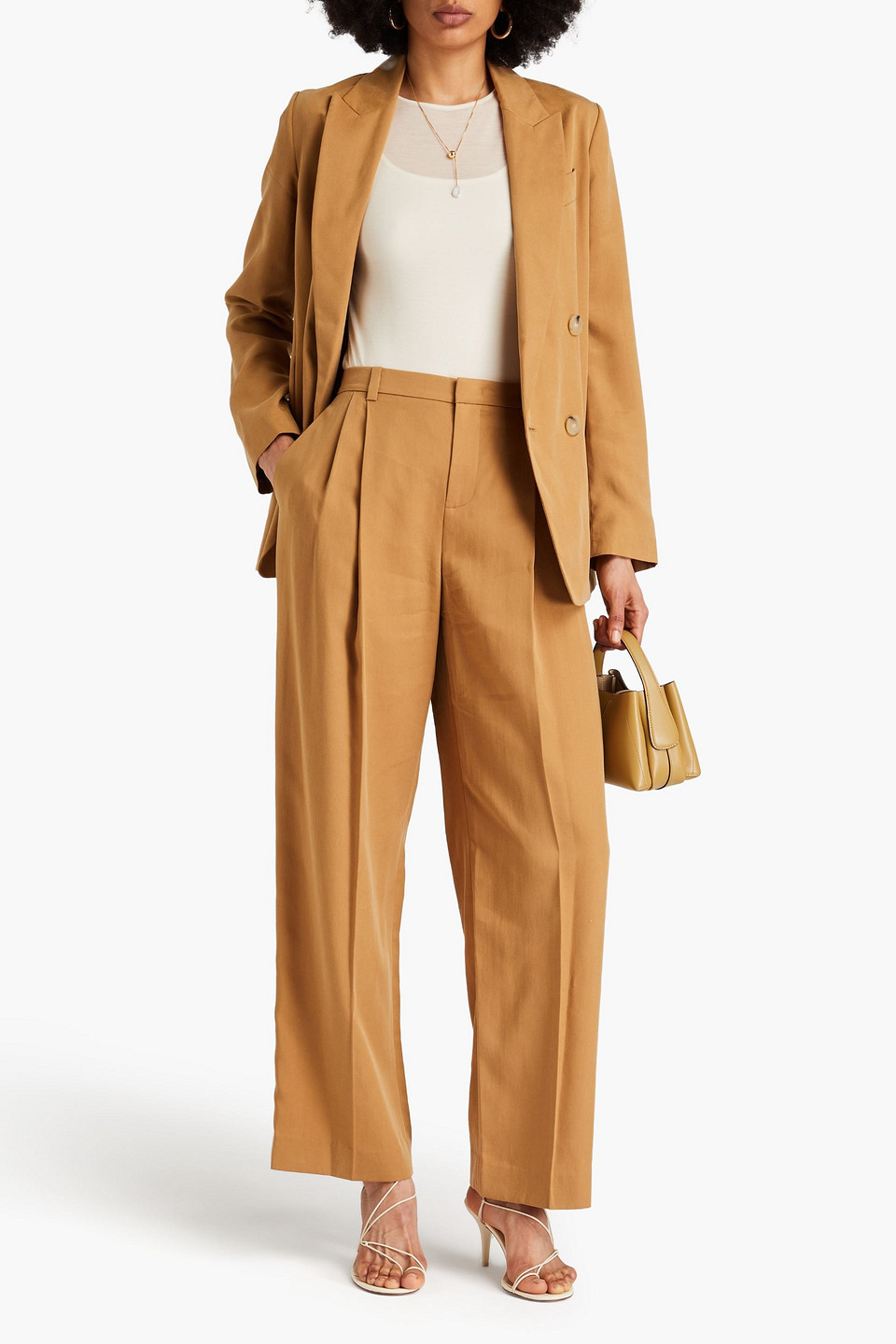 Vince Pleated Low-rise Wide-leg Pants In Camel