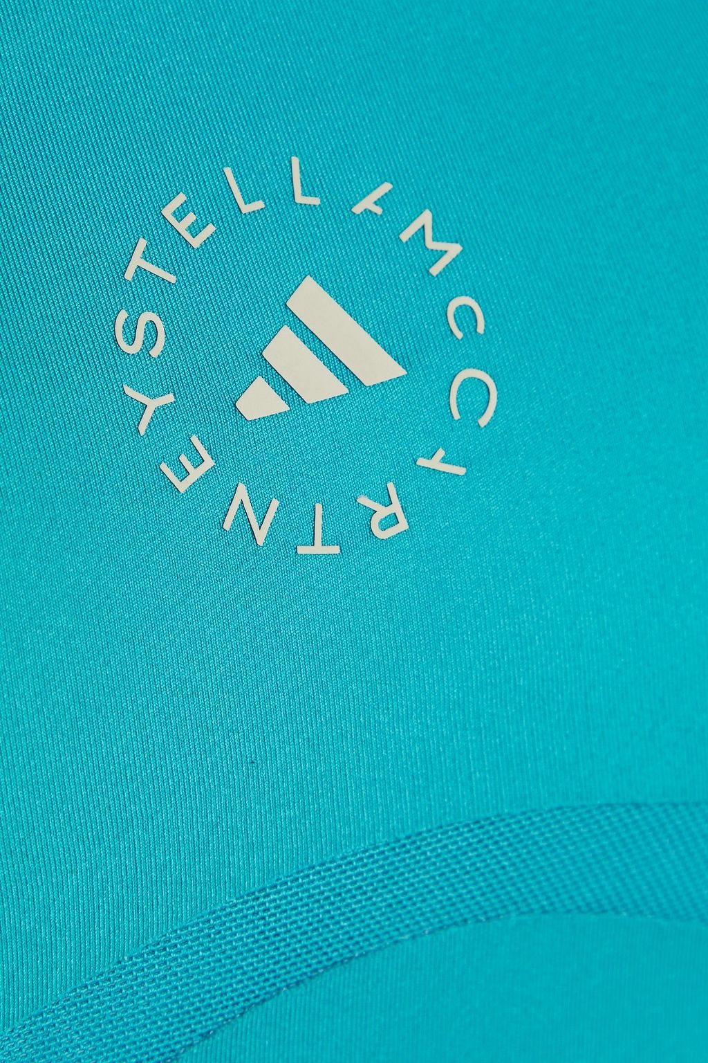 ADIDAS BY STELLA MCCARTNEY حمالة صدر رياضية مصنوعة من نسيج مطاط ومزينة برقعة زخرفية
