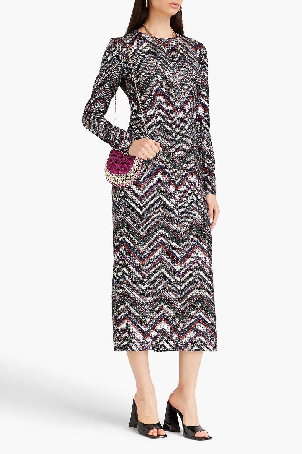 MISSONI فستان متوسط الطول من نسيج محبوك بنمط كروشيه مزين بأقراص برّاقة