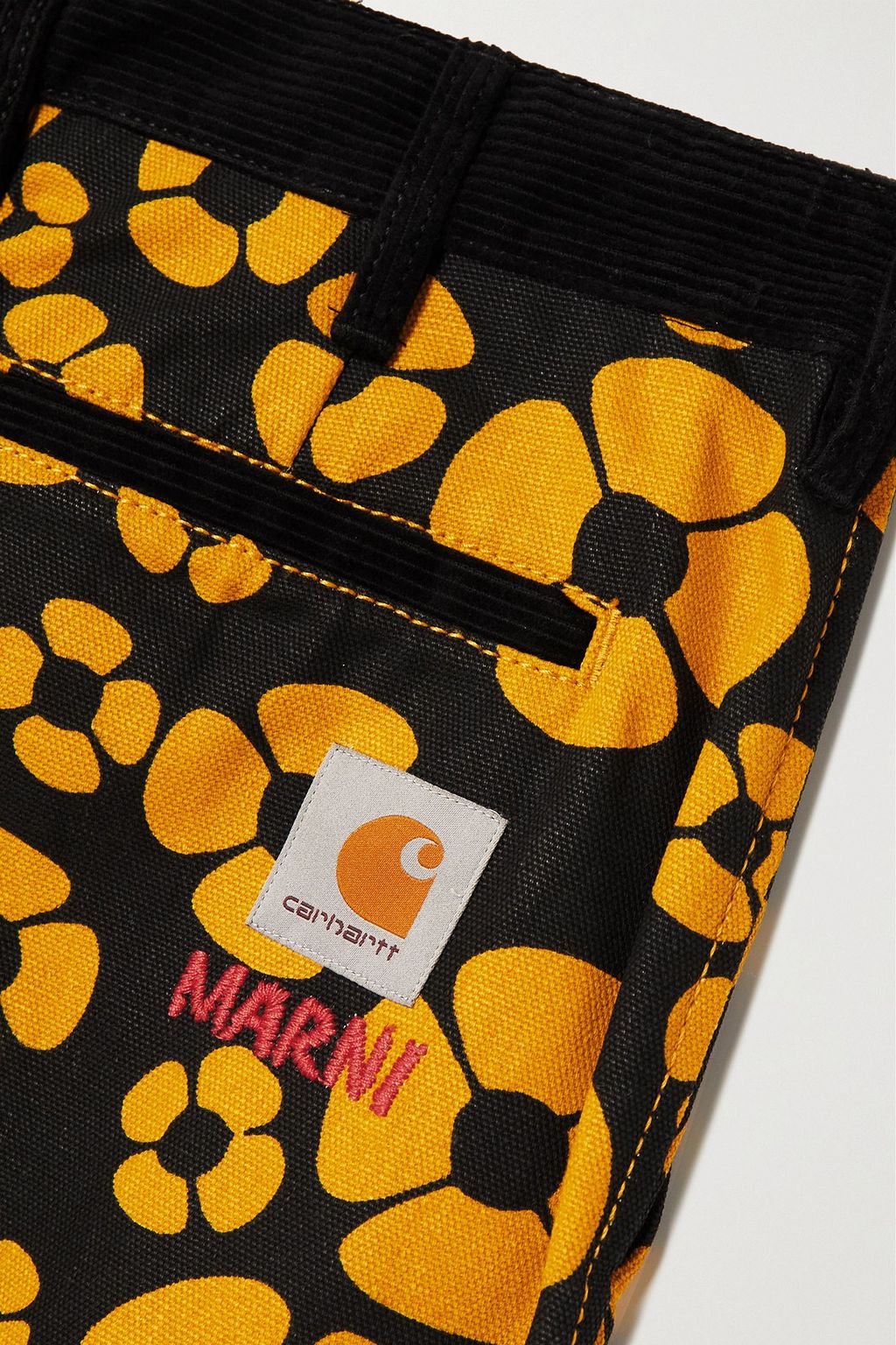 MARNI X CARHARTT WIP تنورة متوسطة الطول من قطن كنفا مزينة بطبعة الأزهار