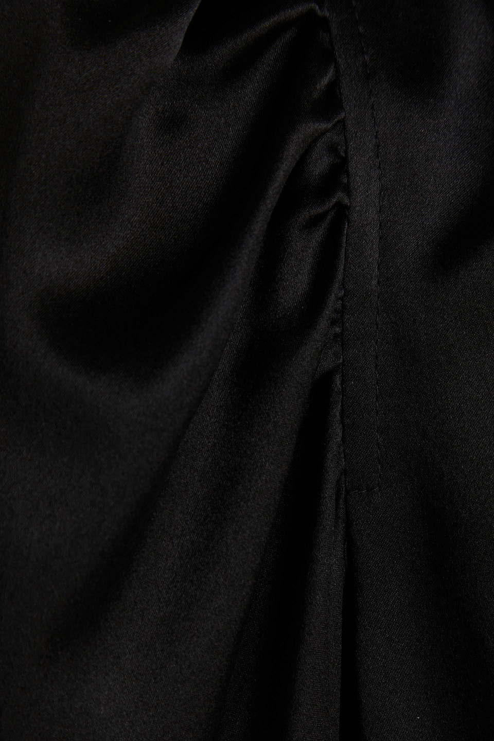 Frame Gillian Silk-satin Shirt In Black