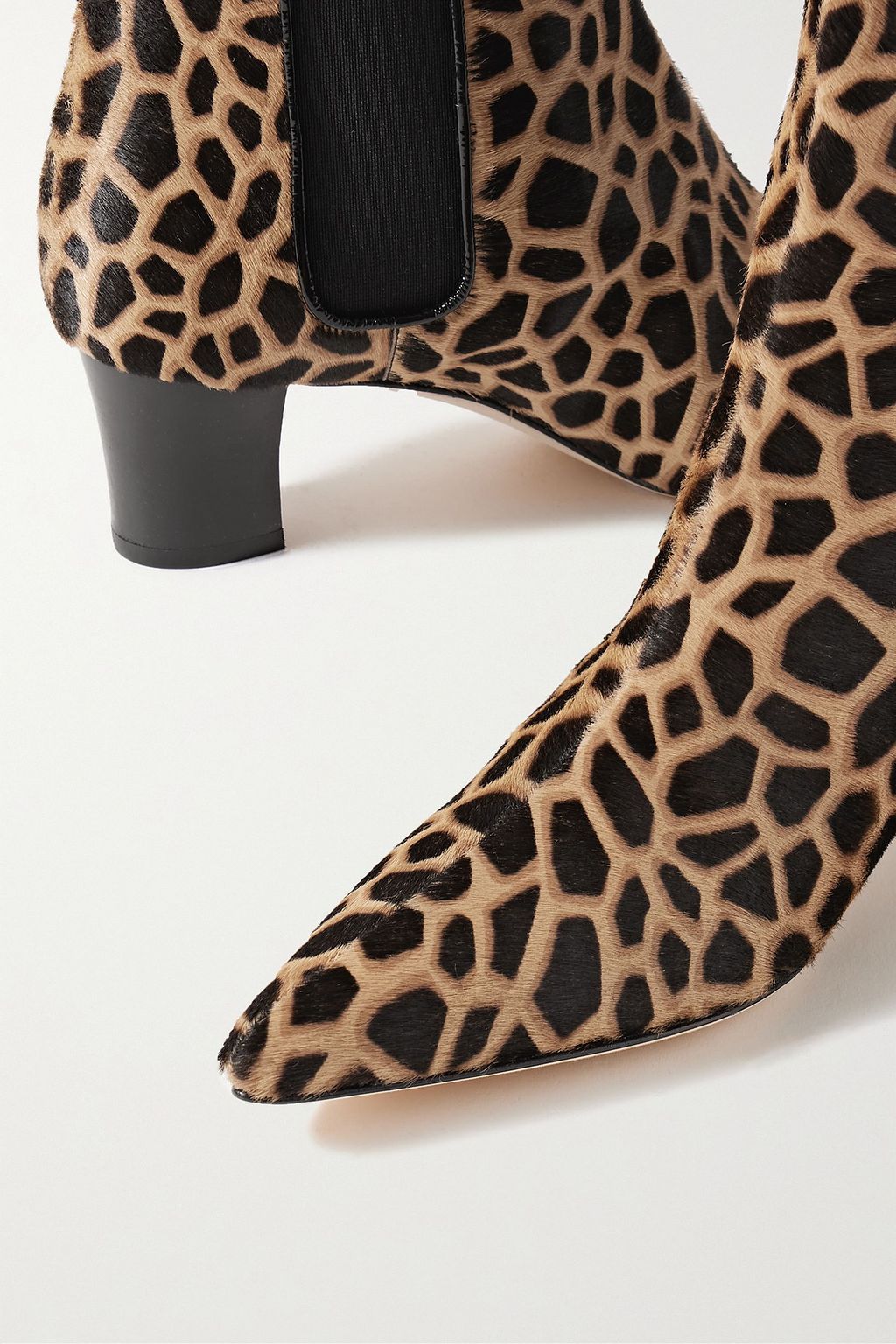 MANOLO BLAHNIK 티라바 레오파드 프린트 카프 헤어 첼시 부츠 50mm