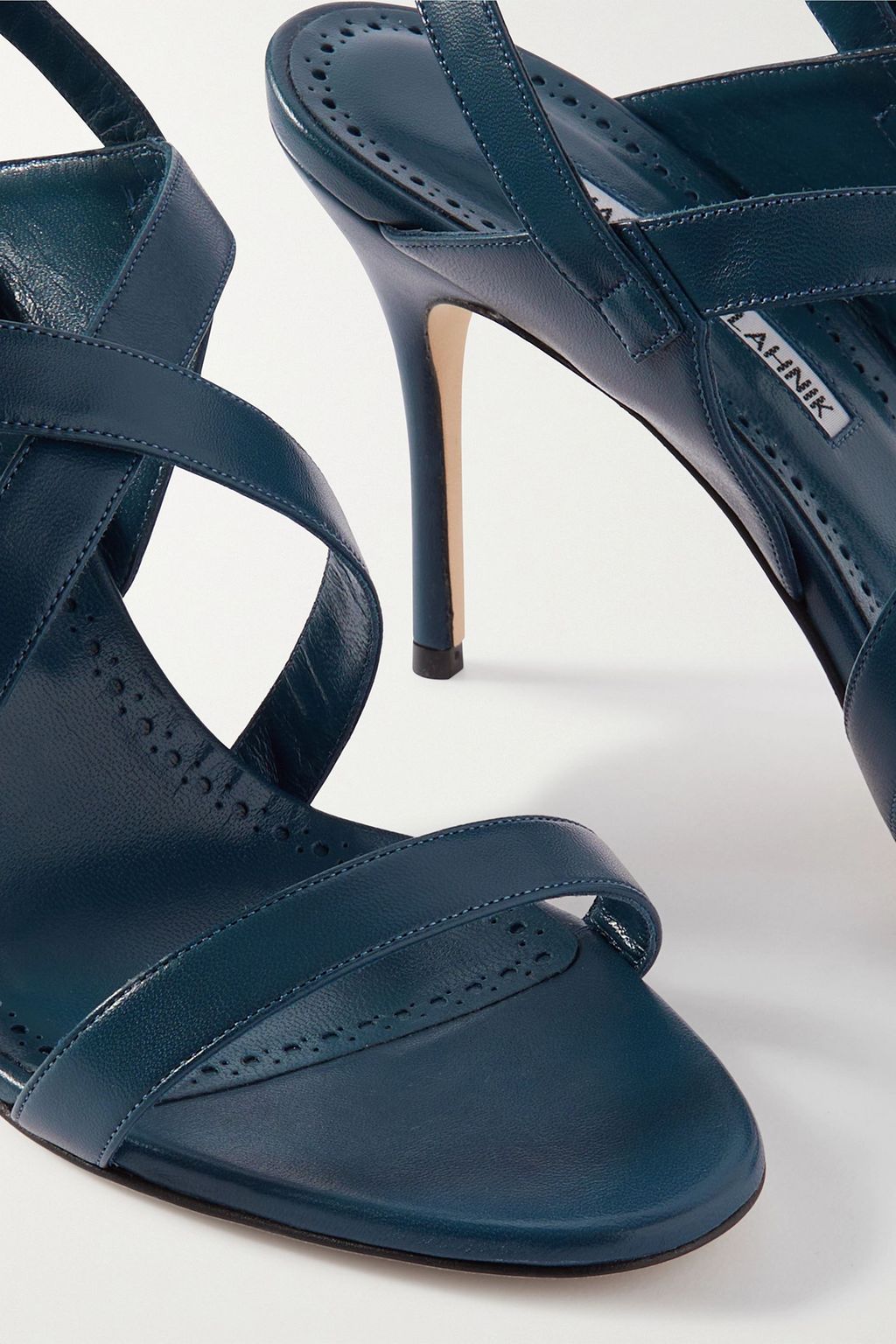 MANOLO BLAHNIK 싱가누 가죽 샌들 90mm
