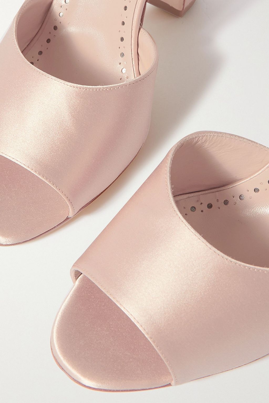 MANOLO BLAHNIK Elohbita 105 embellished satin sandals