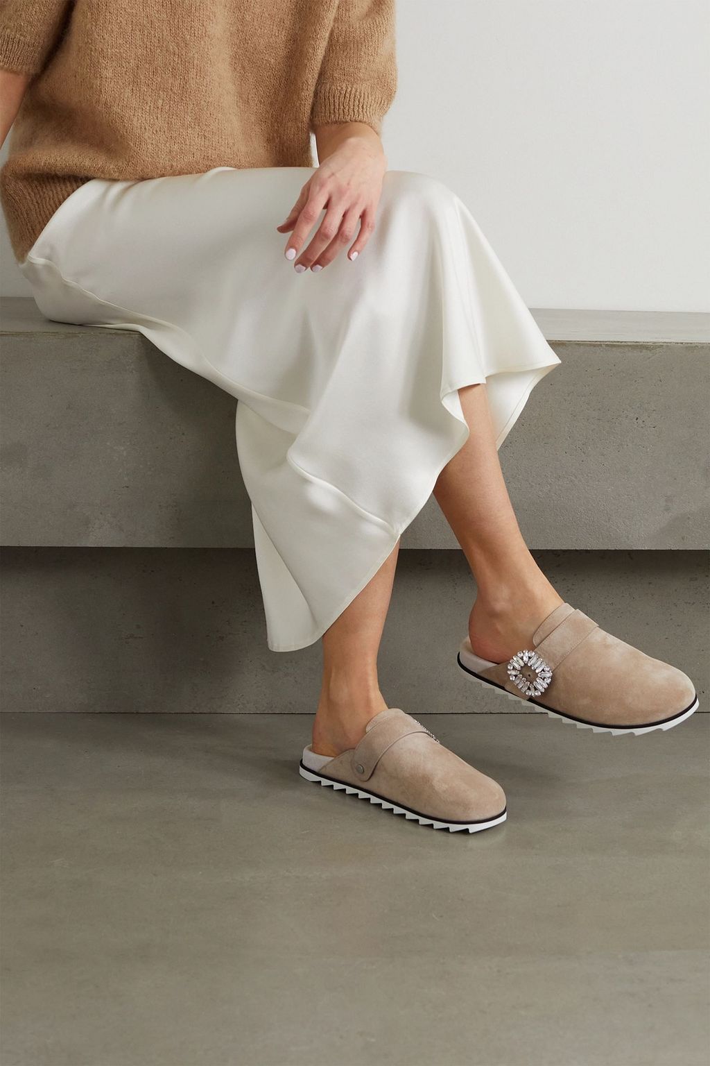 ROGER VIVIER سليبرز Slidy Strass من جلد السويد مزين بالكريستال