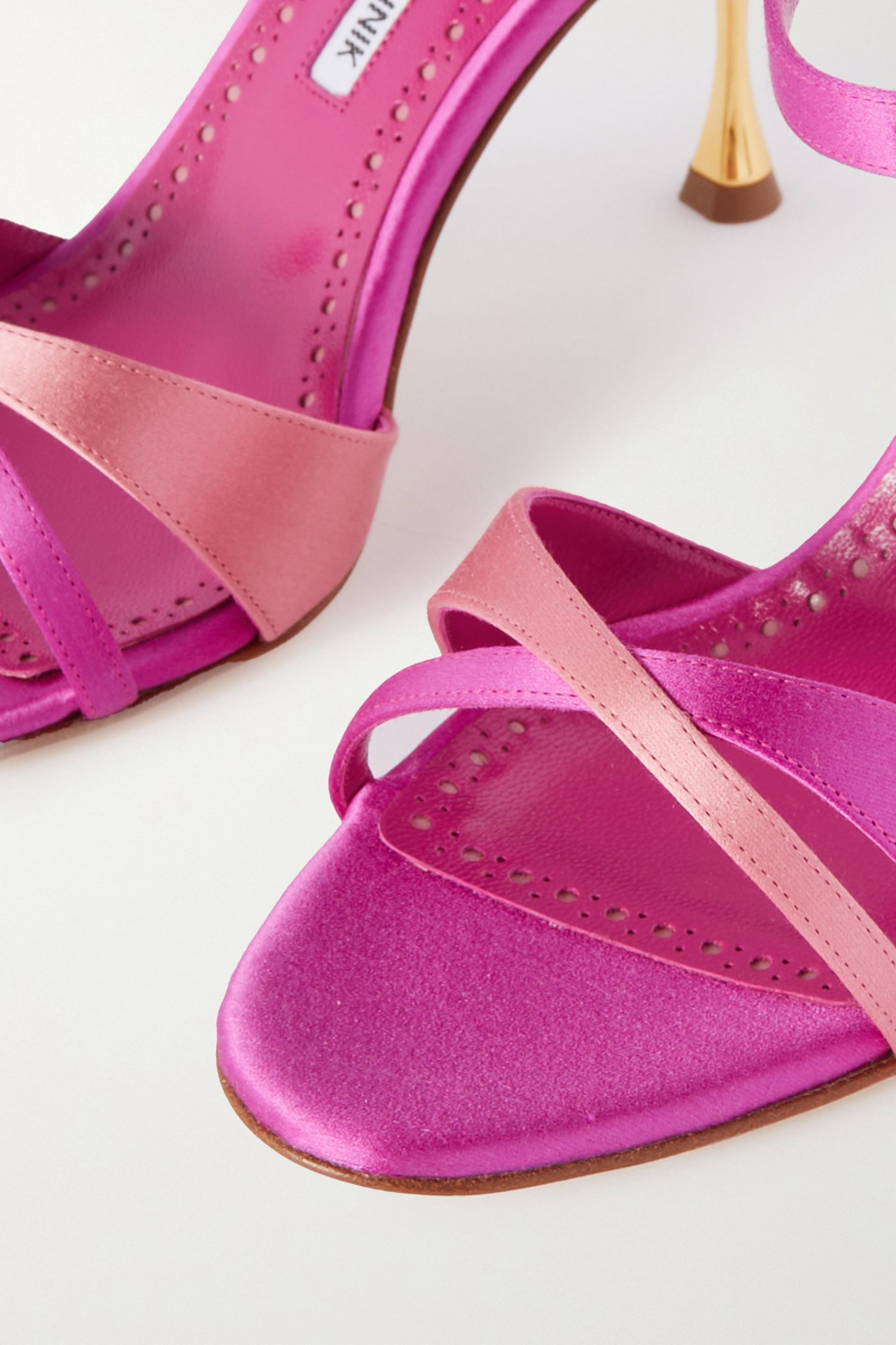 MANOLO BLAHNIK Mirtea 90 satin sandals