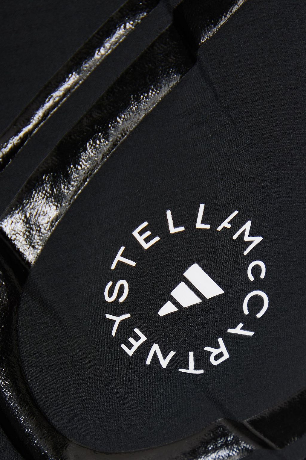 ADIDAS BY STELLA MCCARTNEY شورت من قماش عازل مزين بطبعات