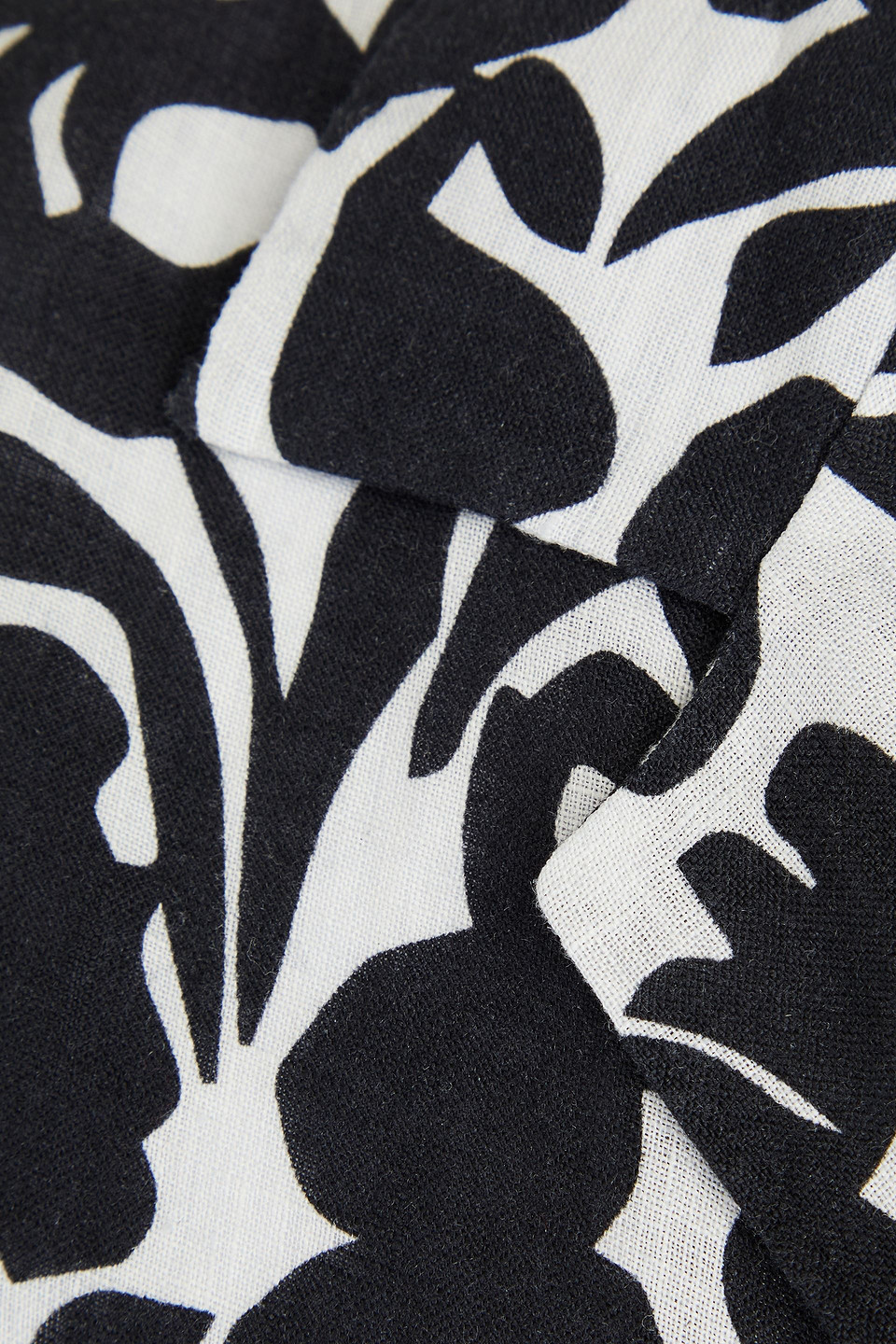 Frescobol Carioca Roberto Floral-print Linen Shirt In Black