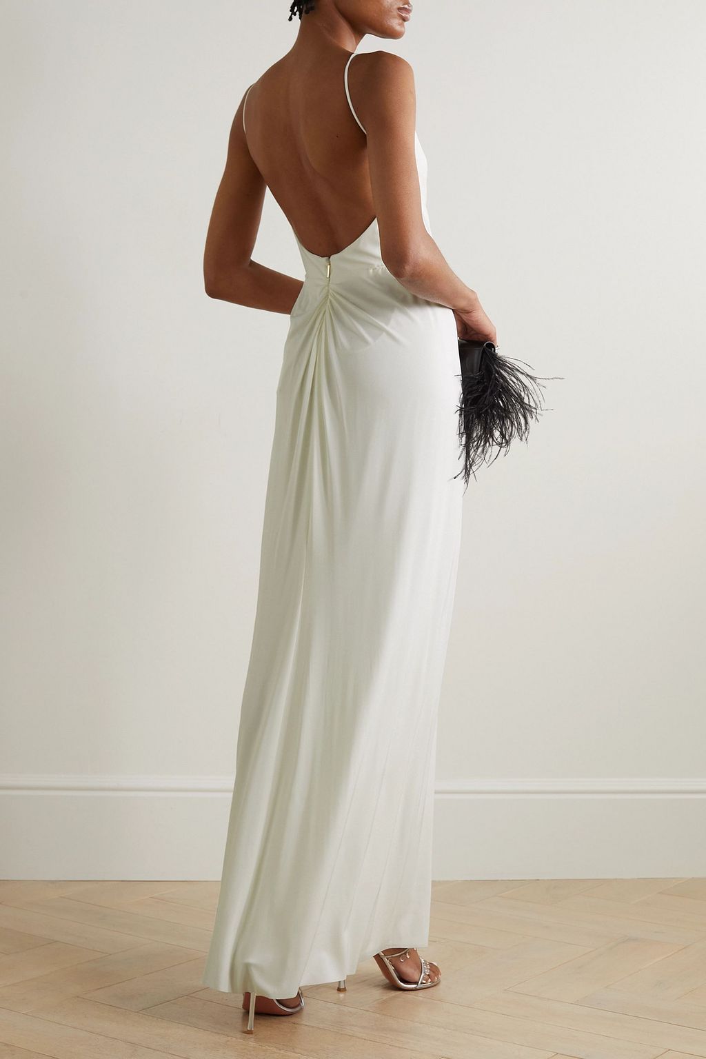 JASON WU COLLECTION فستان سهرة درابيه من الجيرسي المطاط