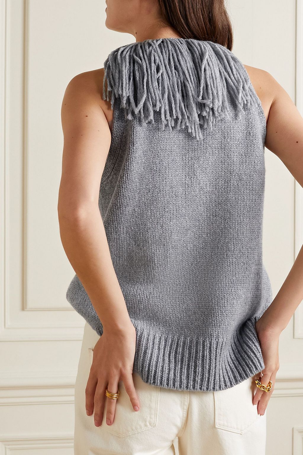 LAFAYETTE 148 كنزة رياضية من مزيج صوف الميرينو والكشمير ومزينة بشرّابات