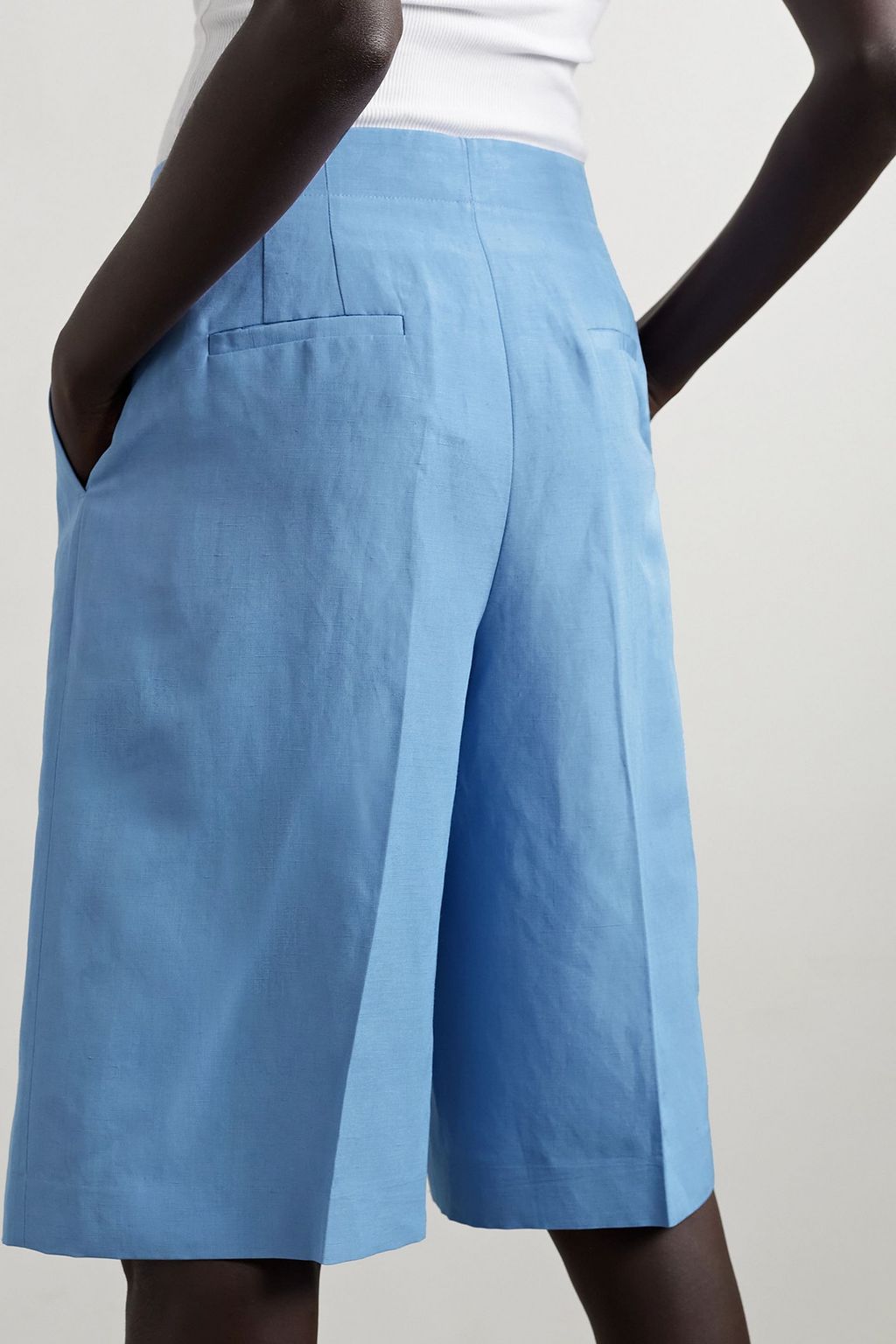 LAFAYETTE 148 شورت Ryerson من مزيج من الحرير والكتّان