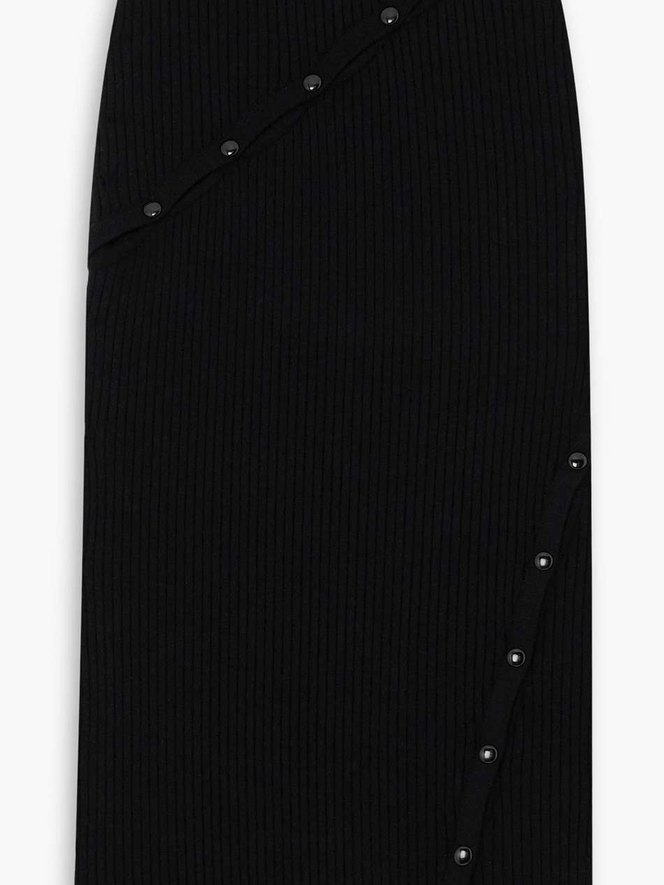 snap-detailed ribbed-knit midi skirt