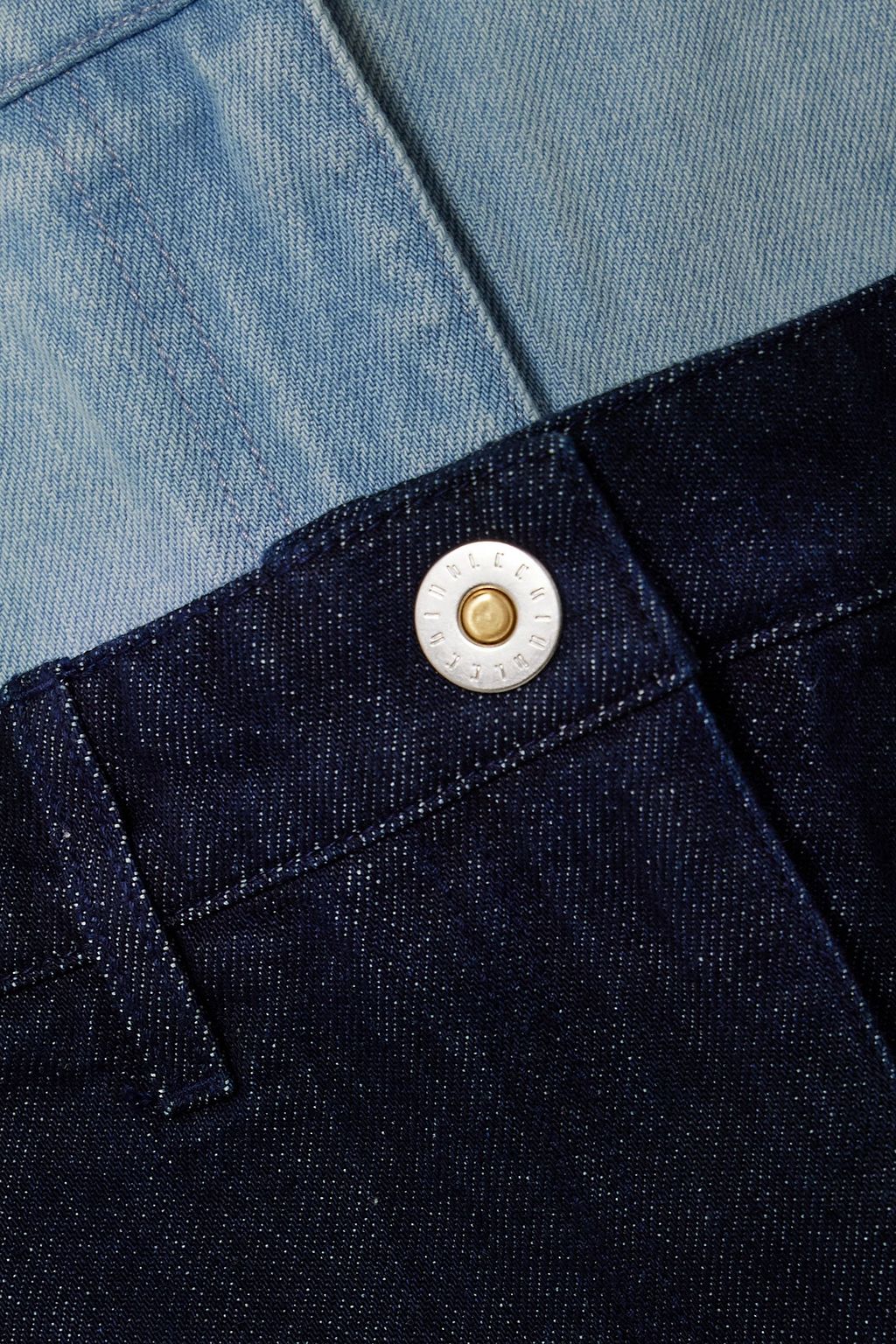 DION LEE تنورة قصيرة متعددة الطبقات من الدنيم بلونين