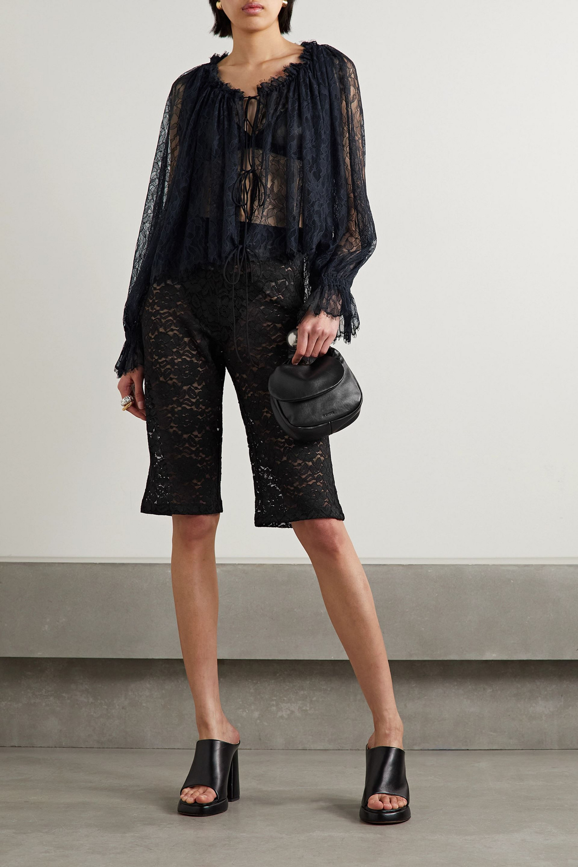 Interior Carrie corded lace shorts