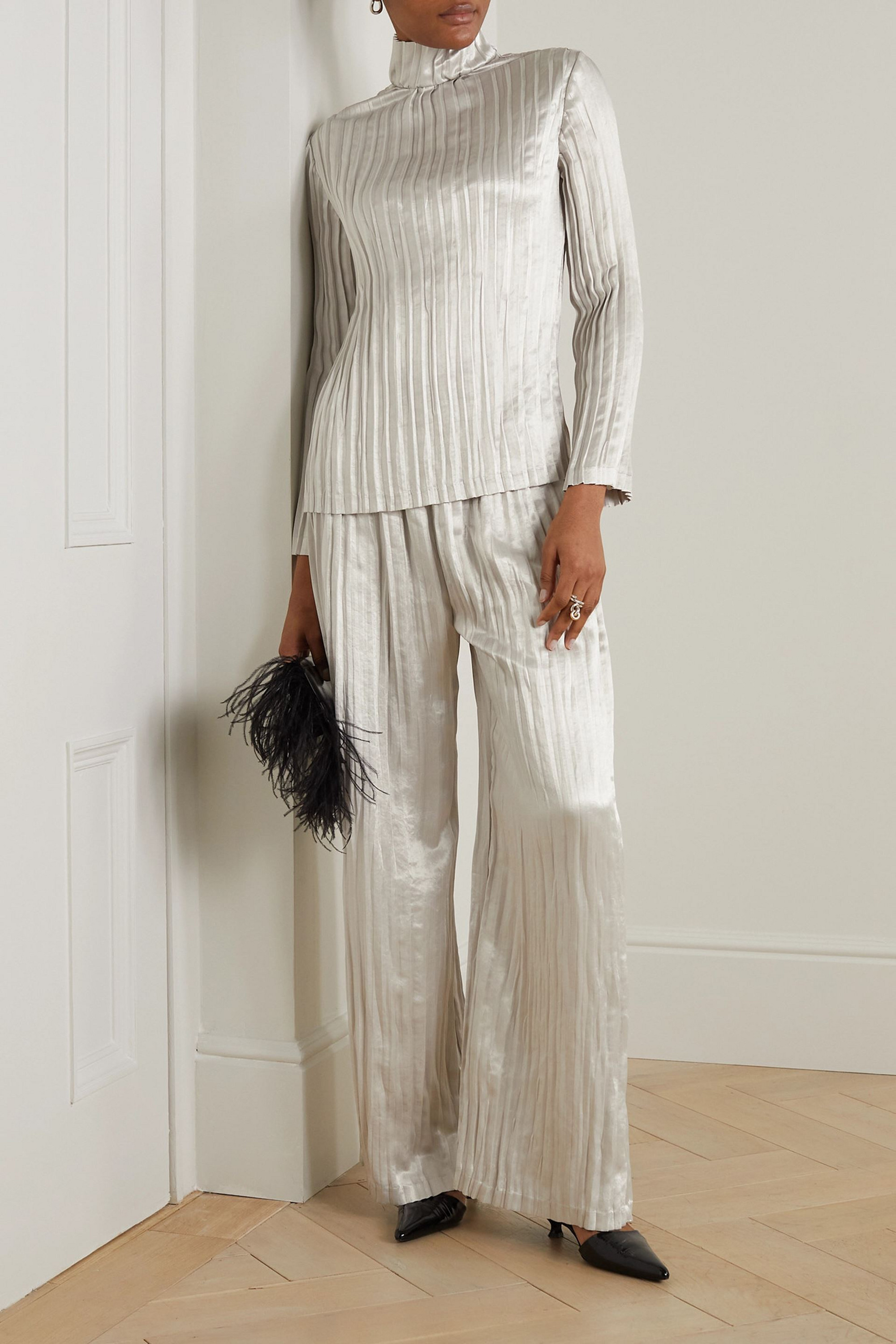 Interior The Twiggy pleated satin turtleneck top