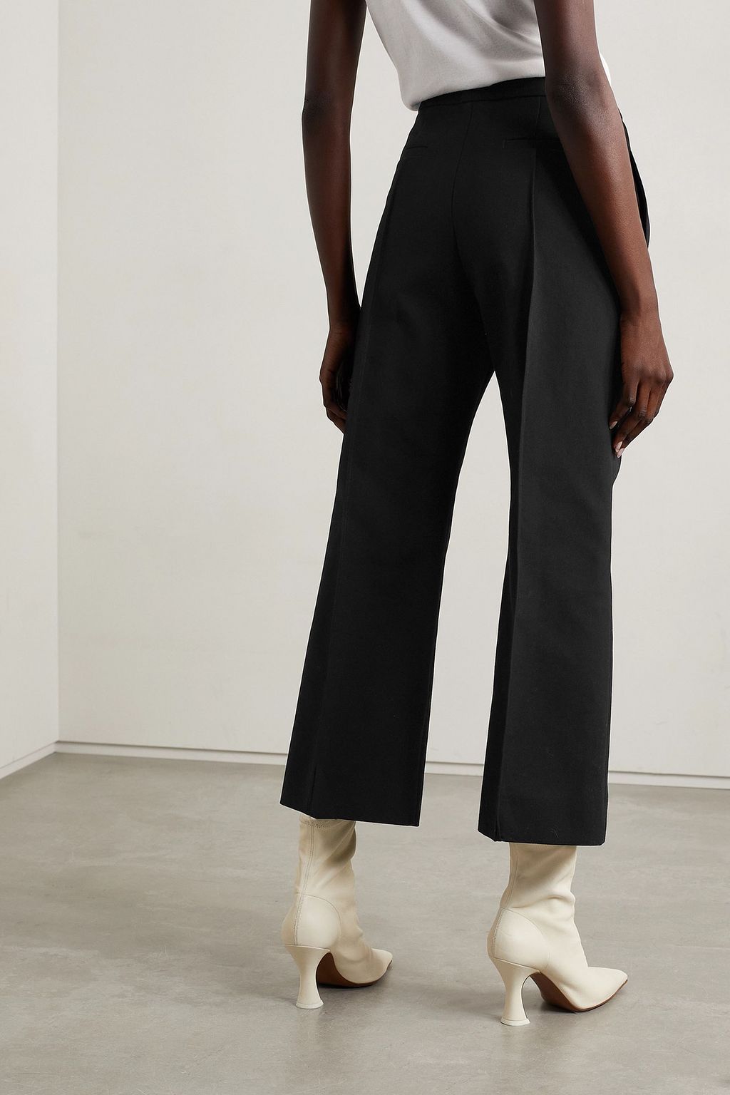 JIL SANDER بنطال بأرجل مستقيمة من القطن البيكيه