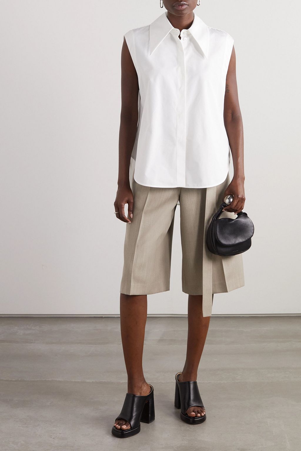 JIL SANDER شورت بحزام من صوف التويل