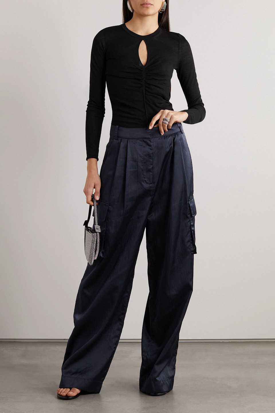 Isabel Marant Crew-neck Top With Raglan Puff Sleeves In Schwarz