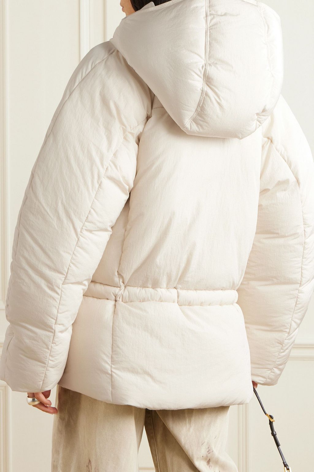 JACQUEMUS La Doudoune Capullo oversized shell hooded jacket