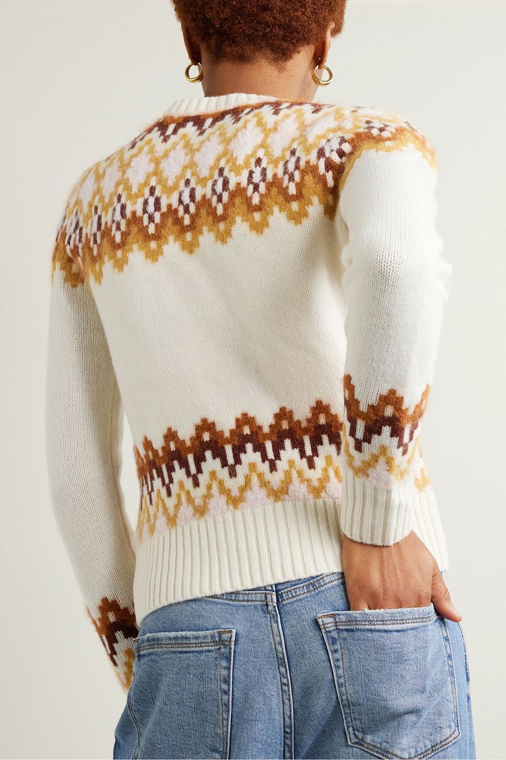 Lyrical sweater shop