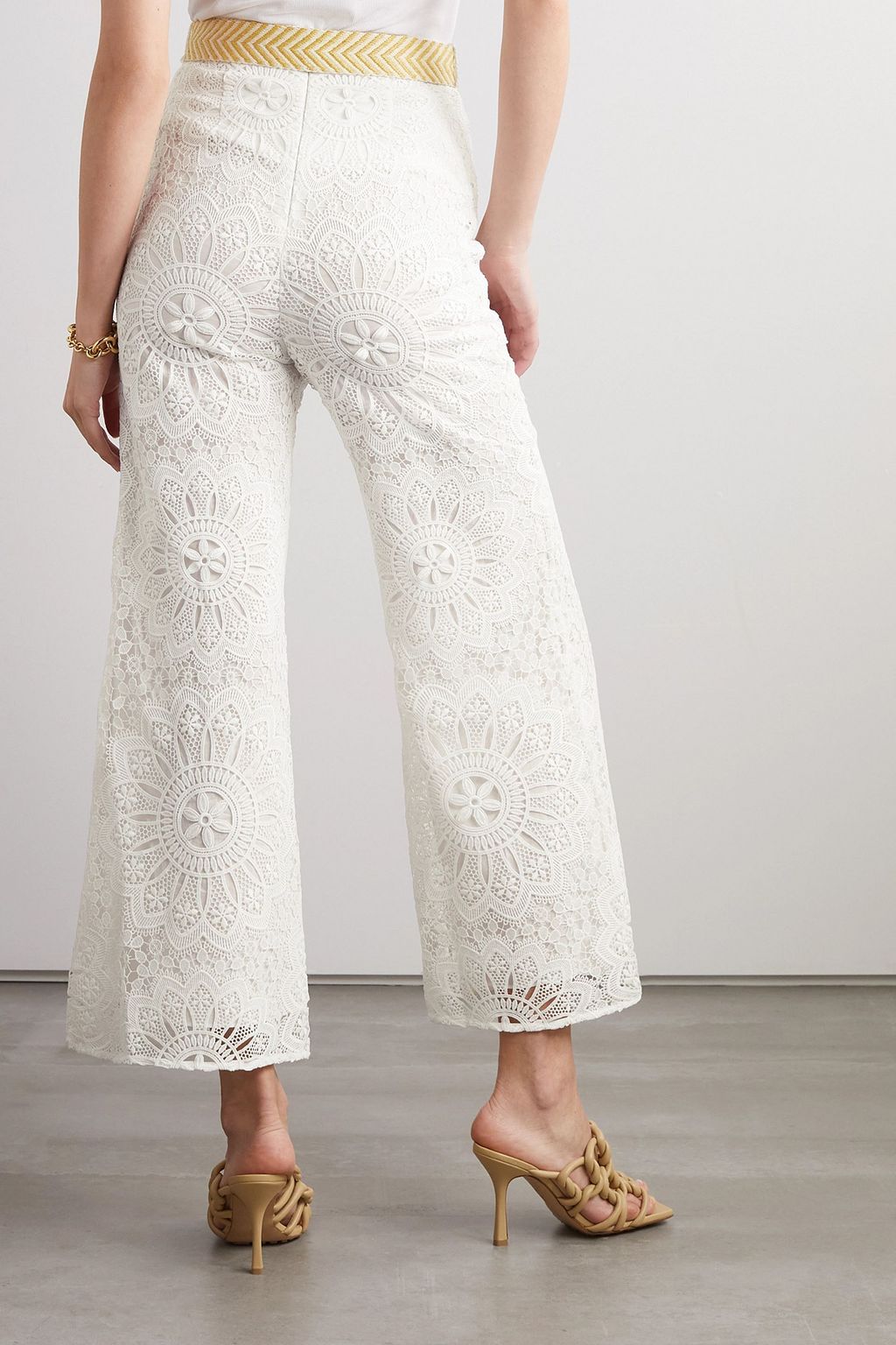 ZIMMERMANN بنطال Chintz Doily بحواف واسعة من الدانتيل بحزام