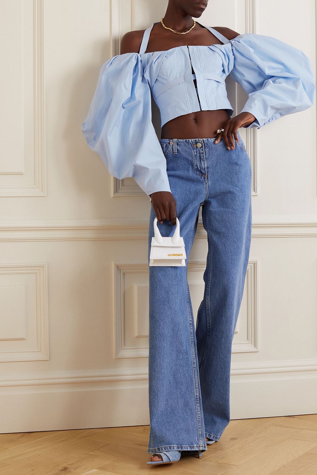 JACQUEMUS بلوزة Taffetas قصيرة من مزيج من القطن بأكتاف متدلية