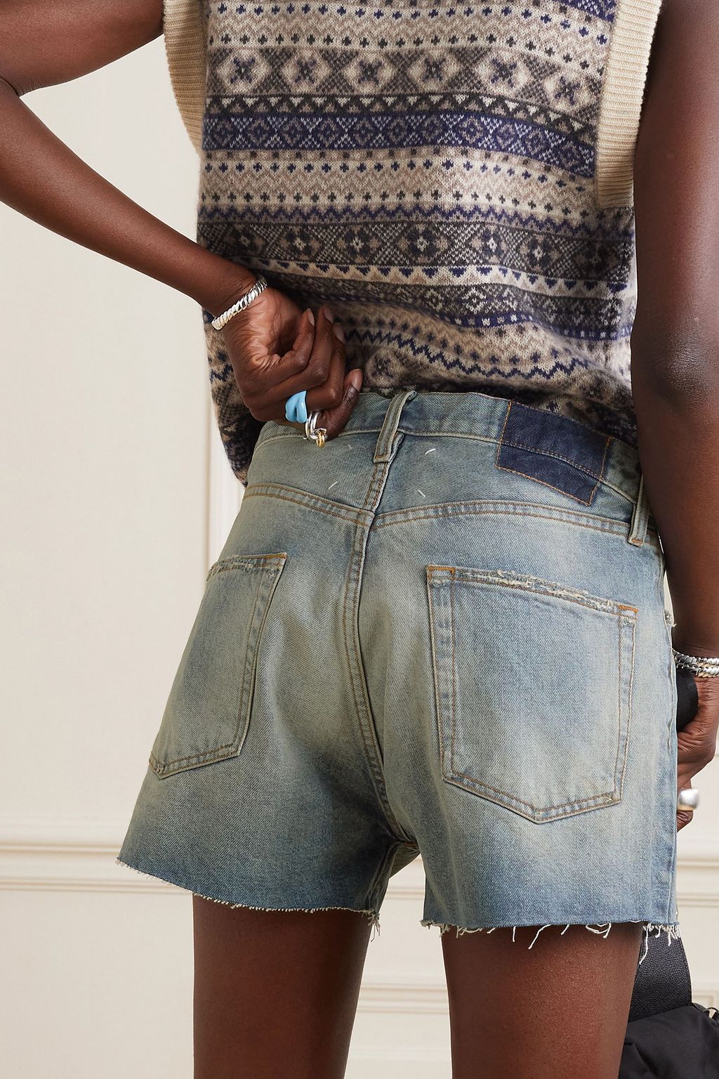 MAISON MARGIELA شورت من الدنيم