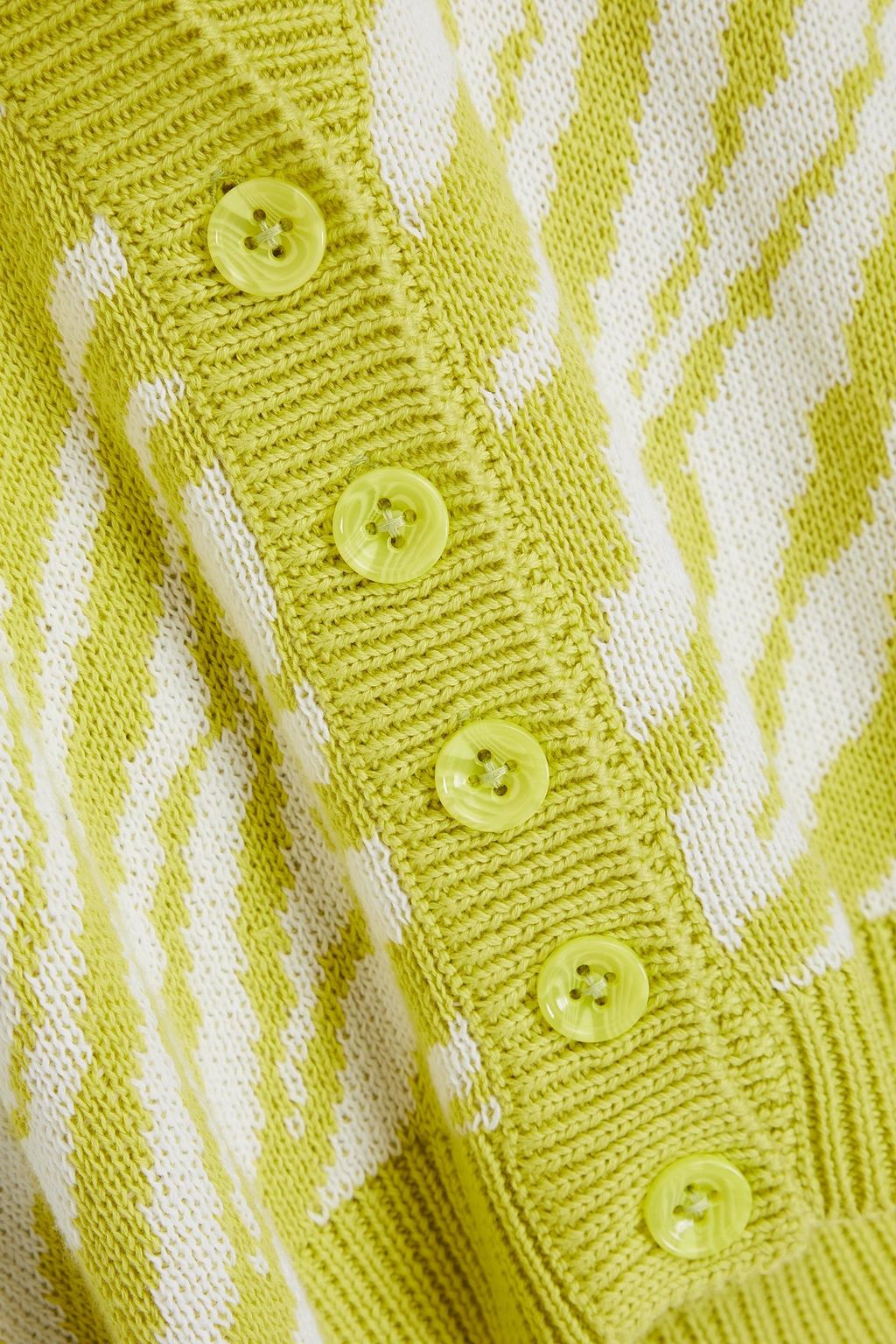 COTTON BY AUTUMN CASHMERE بلوزة من نسيج محبوك مزينة بطبعة جلد الحمار الوحشي