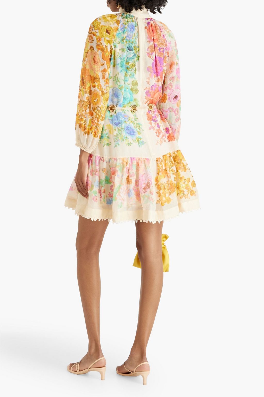 ZIMMERMANN فستان قصير من قماش الرامي مزين بطبعات على شكل زهور ومزود بحزام