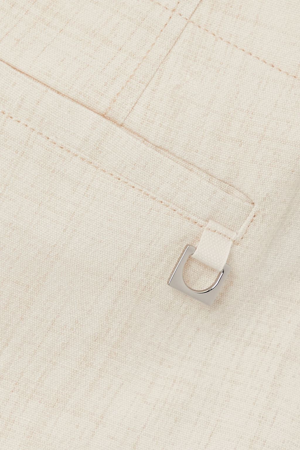 JACQUEMUS شورت بفتحة من مزيجٍ من الكتّان