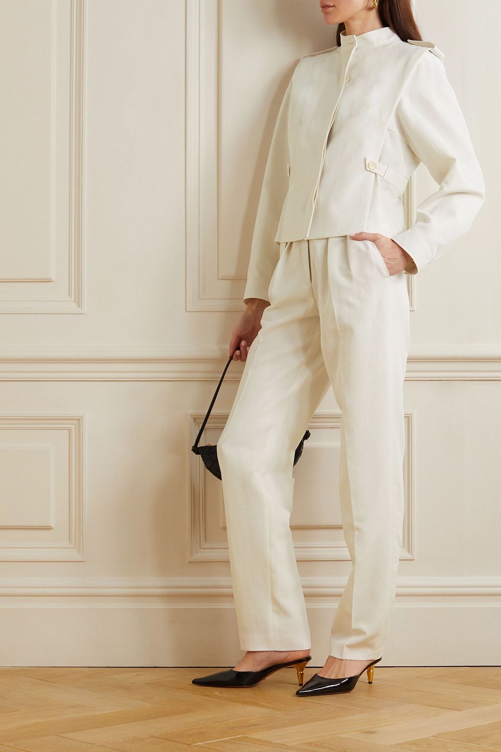 AKRIS Fidelia pleated cotton and linen-blend twill tapered pants